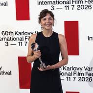 Maggie Gyllenhaal s Cenou prezidenta Mezinárodního filmového festivalu Karlovy Vary.