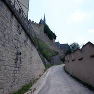 … a jsme na hradě.