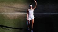 Královnou Wimbledonu je Nosková, šampionka nové generace