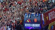 Foto: Světový titul španělských fotbalistů slaví v Madridu na dva miliony lidí