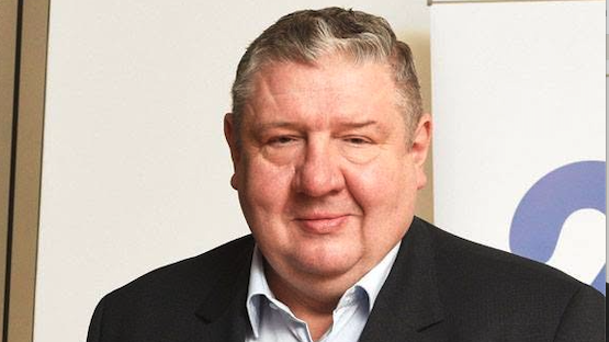 Bývalý ředitel druhé největší pojišťovny získá celkově na odchodném šest milionů