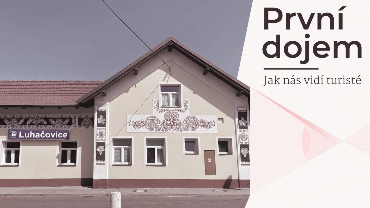 Lázeňské hosty vítají nízké perony a chaos na nádraží. Následuje malebný klid