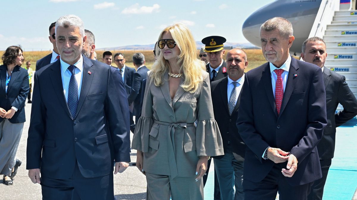 Je v národním zájmu, aby česká delegace dostala kartáč od Trumpa, říká expert