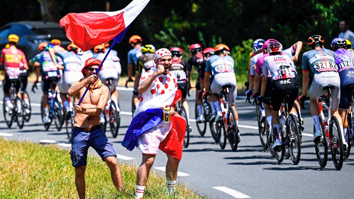 Města se přetahují, aby jimi projeli cyklisté Tour de France. Platí miliony