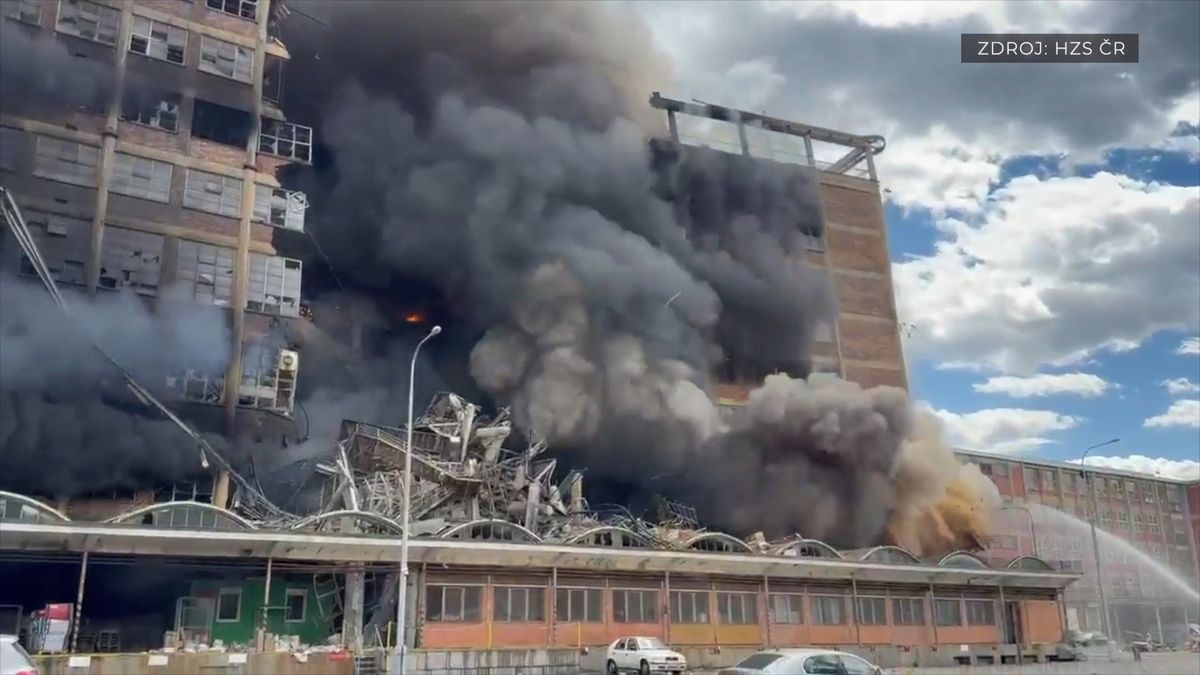 Video: Svědci a hasiči zachytili okamžik zřícení budovy ve Zlíně
