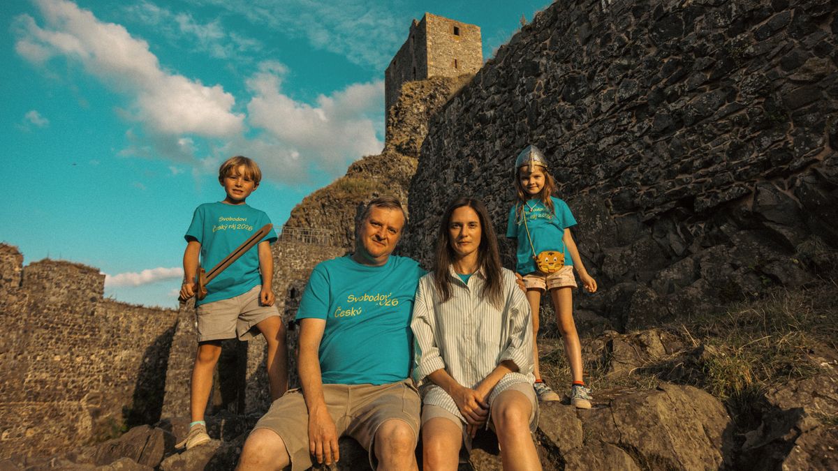 Recenze: Homolkovi na tripu. Komedie Dovolená v Českém ráji umí překvapit