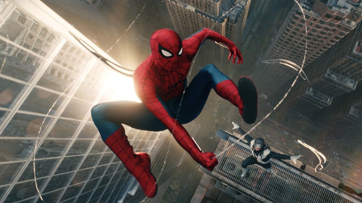 Recenze: O klukovi z New Yorku. Nový Spider-Man je akční, oslnivý a intimní