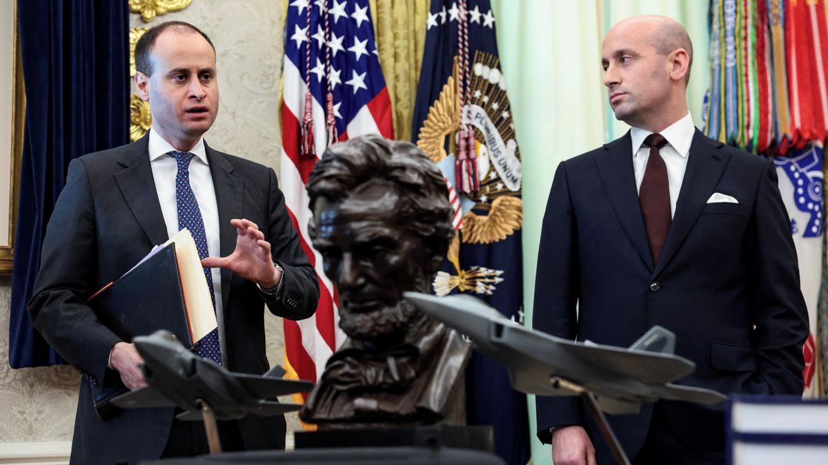 Trump jmenoval Willa Scharfa novým hlavním právním poradcem Bílého domu