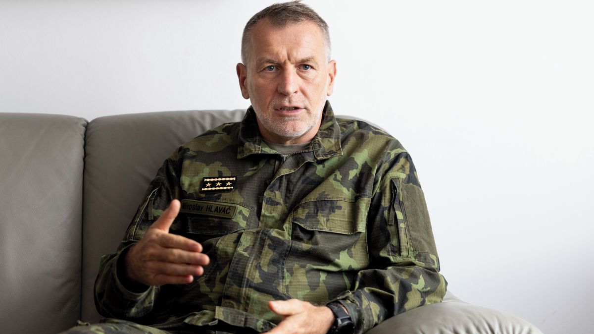 Bezpečnostní rada projednala armádní koncepci, příští týden ji probere vláda