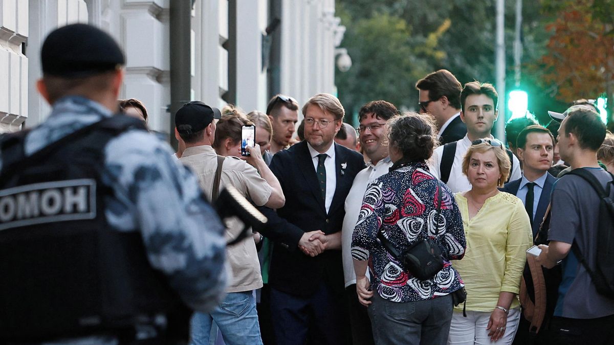 Ruská strana chtěla do voleb s opatrnou kritikou války. Putin to zatrhl