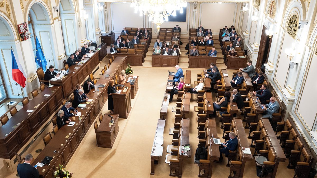 Sněmovna přehlasovala Senát a schválila novelu stavebního zákona
