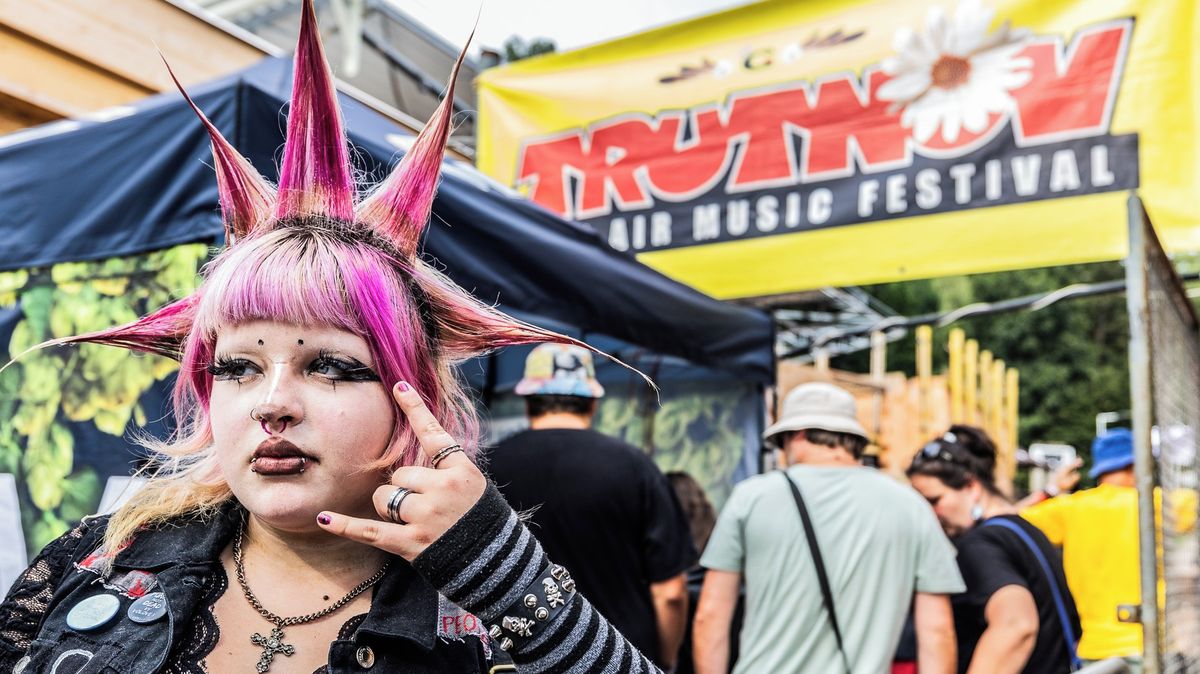 Začíná festival v Trutnově. Zahrají Gogol Bordello, pořadatelé připomenou Havla