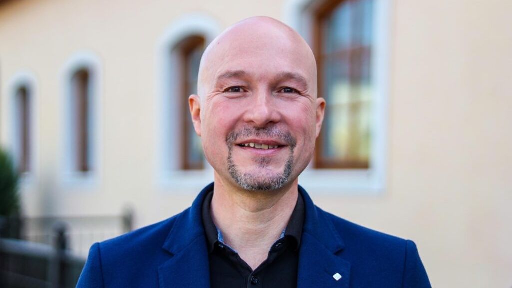 Photo: Seznam Zprávy Přísaha Candidate Demanded Payment For ANO Endorsement