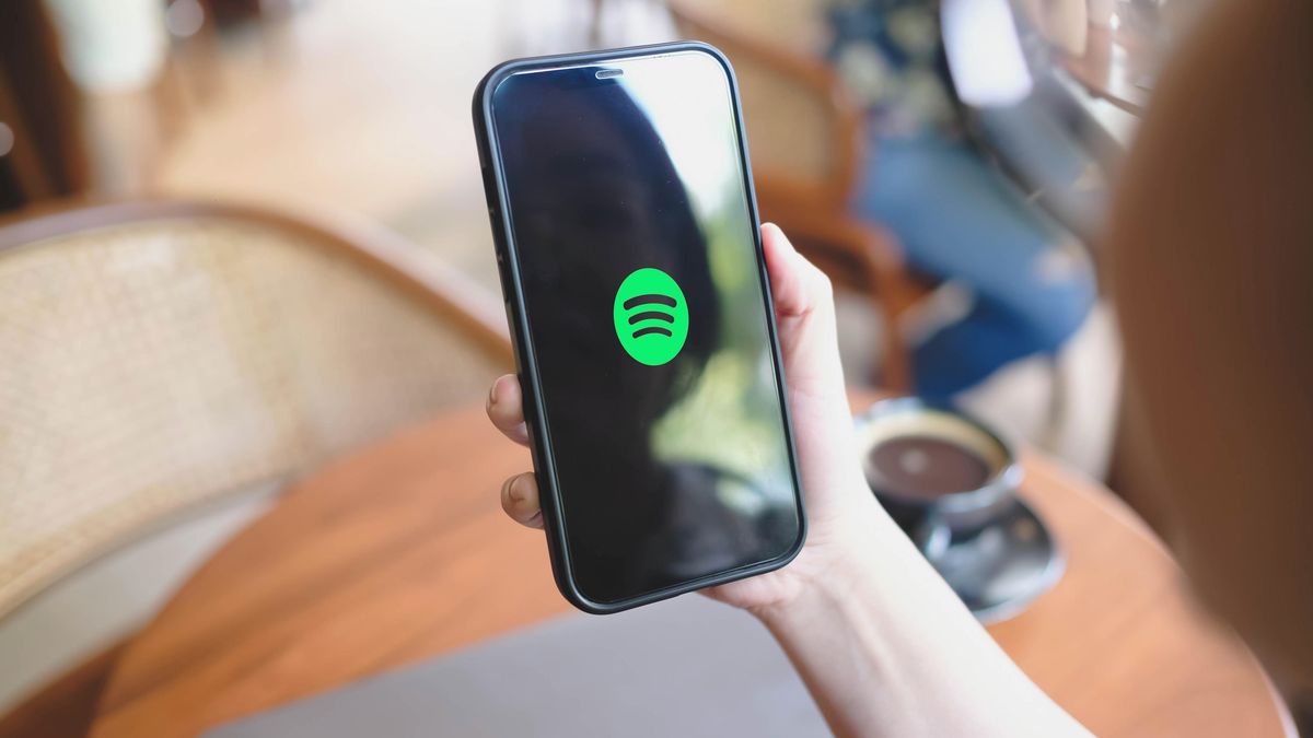 Spotify uklidňuje investory. Vsadí na AI generované podcasty