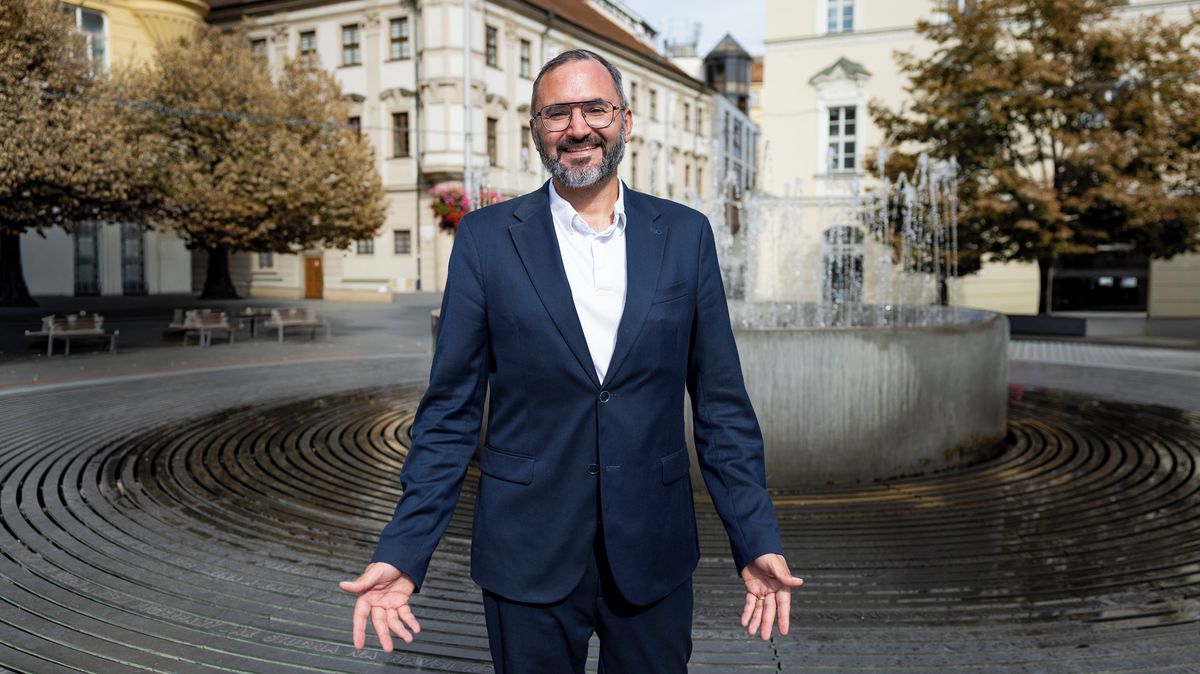 Přednádraží má být pro chodce a tramvaje. Ne pro auta, říká budoucí primátor