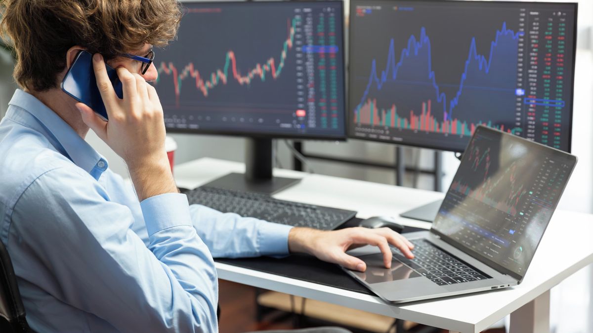 Zájem o investice rychle roste, znalosti ne. To může vyjít draho