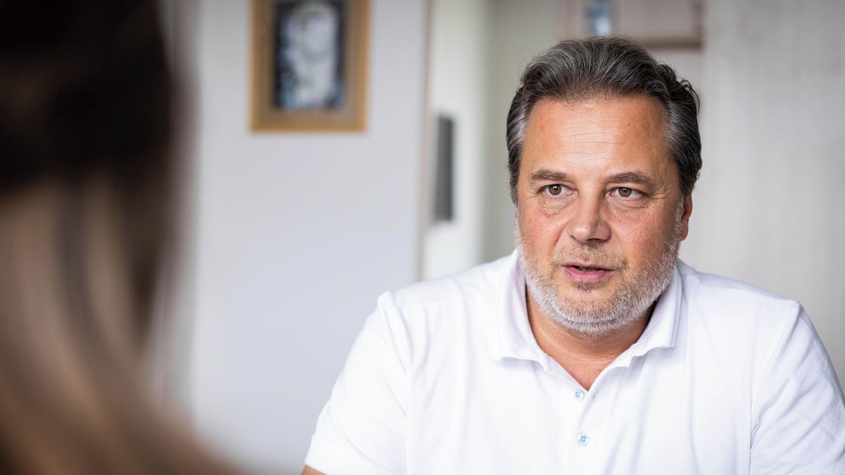 Dostal 11 372 hlasů a nepostoupil do druhého kola. O jeden jediný hlas