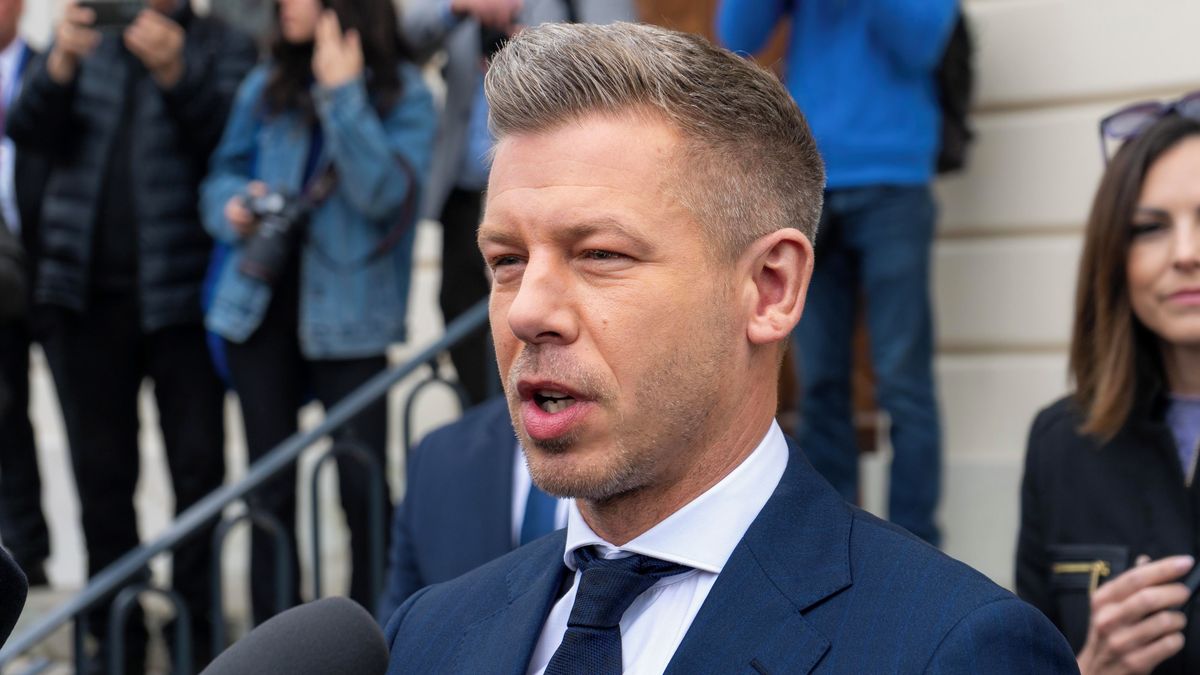 Maďarská vláda změní zákon o adopcích pro homosexuální páry