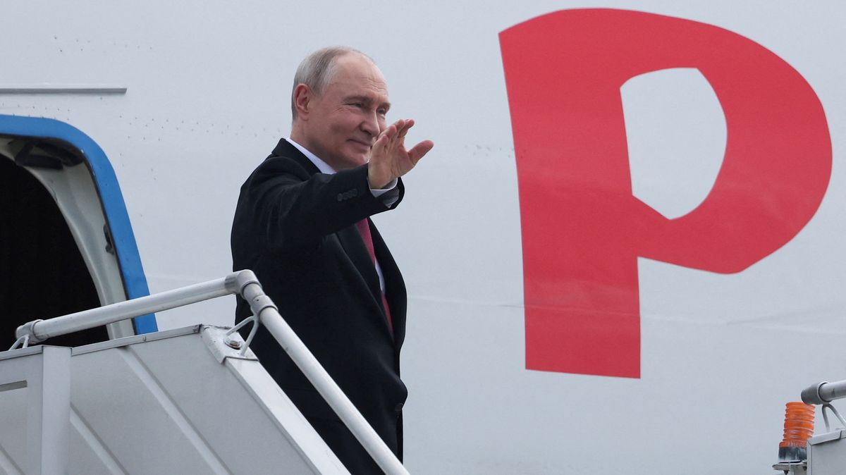 Ukrajinské útoky donutily Rusy přesunout Putinovo oblíbené setkání