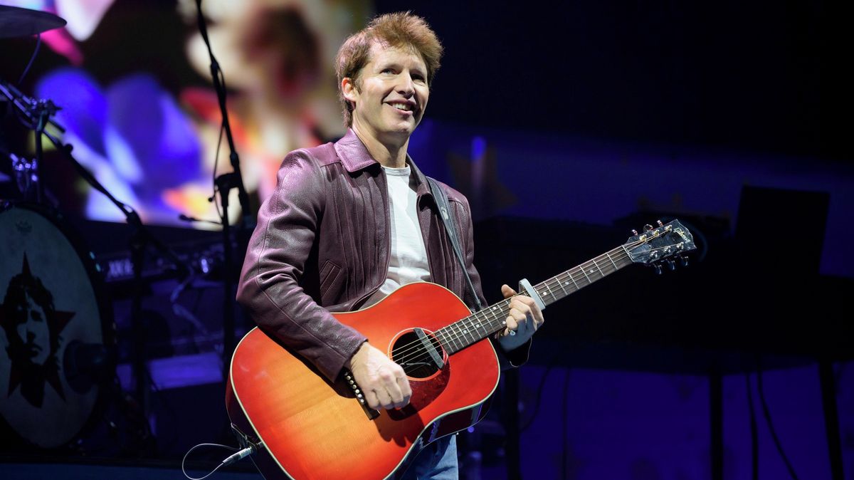 Sloužil v Kosovu. Zpěvák z armády James Blunt přiveze do Česka nové album