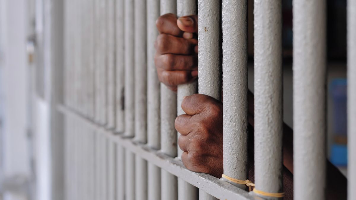 Ve věznici v Nigérii zahynulo 37 zadržených, nejspíš se udusili v cele