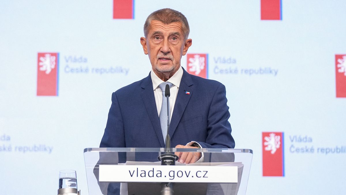 O Kuchařové či Blackovi se mluví až teď. Bartha agendu lidských práv odklidila, říká novinář