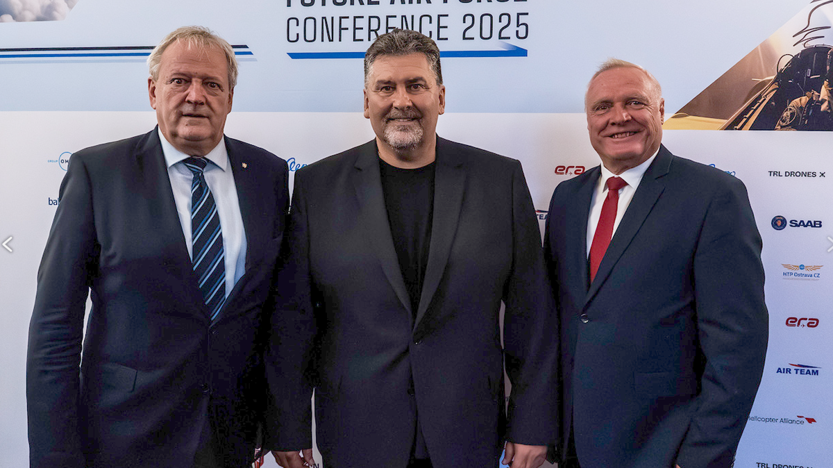 Konferenci pro špičky armády pořádá bývalý agent StB s proruskými vazbami Petr Markvart