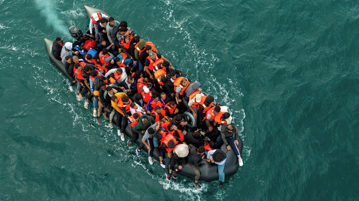 Končí dohoda o výměně migrantů mezi Británií a Francií. Prý už není třeba