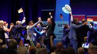 Fotky: Euforie u AfD. Strana si připsala historické vítězství