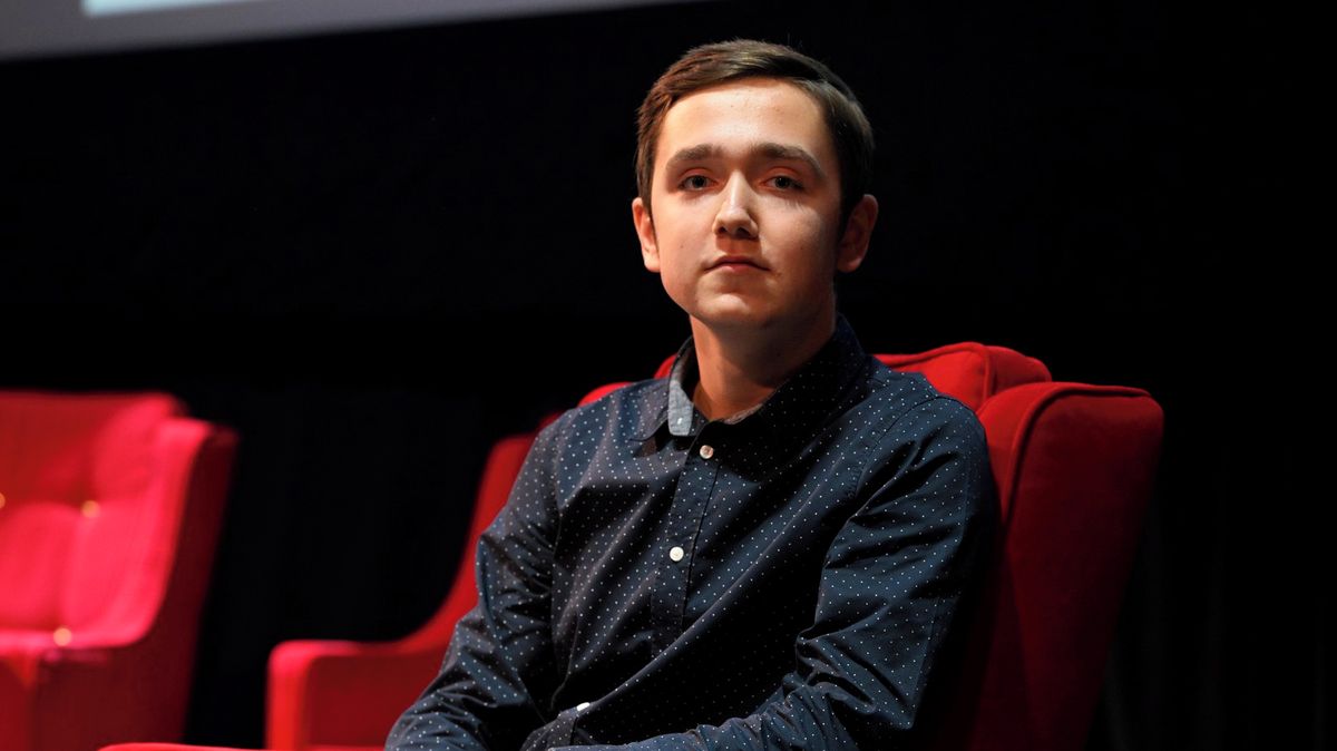 Určitě jsem nechtěl nikoho poučovat, říká student o svém románu z totality