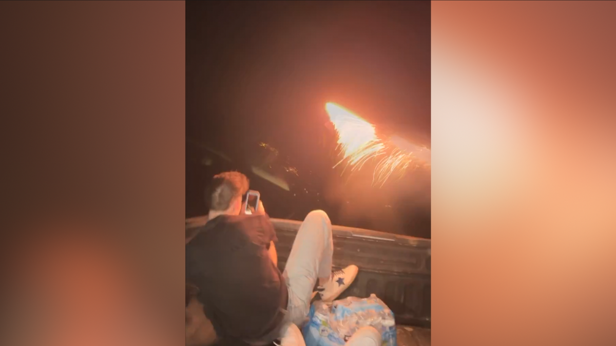 Video: Střílej na ně! Zběsilá jízda Američanů vyústila v přírodní katastrofu