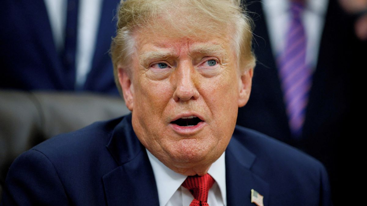 Trump není oblíbený ani v zemi, již „osvobodil“. Může za to vztah s tyrankou