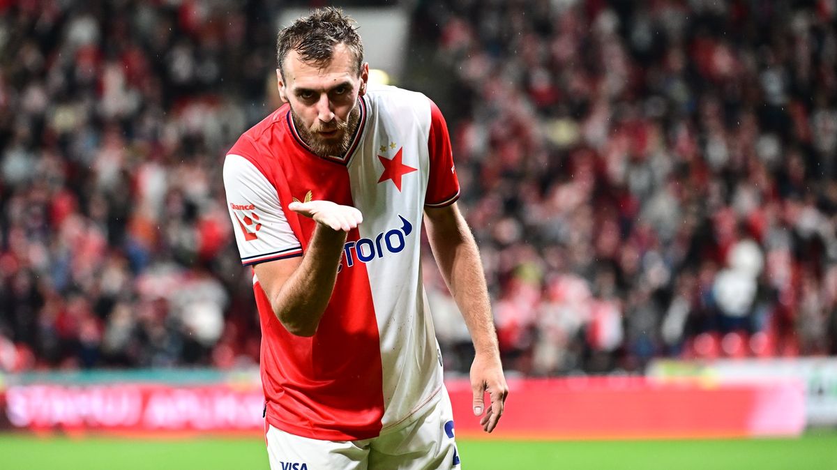 Až moc zásadový trenér, vyčerpaní reprezentanti. Fotbalová Plzeň dře o dno