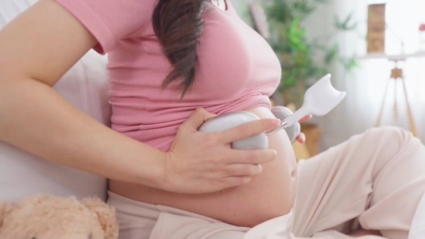 Věda vysvětluje, co se stane, když budete dětem v děloze pouštět hudbu