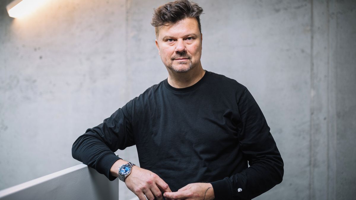 Je to známka nervozity Andreje Babiše, říká reportér k odkladu rušení poplatků