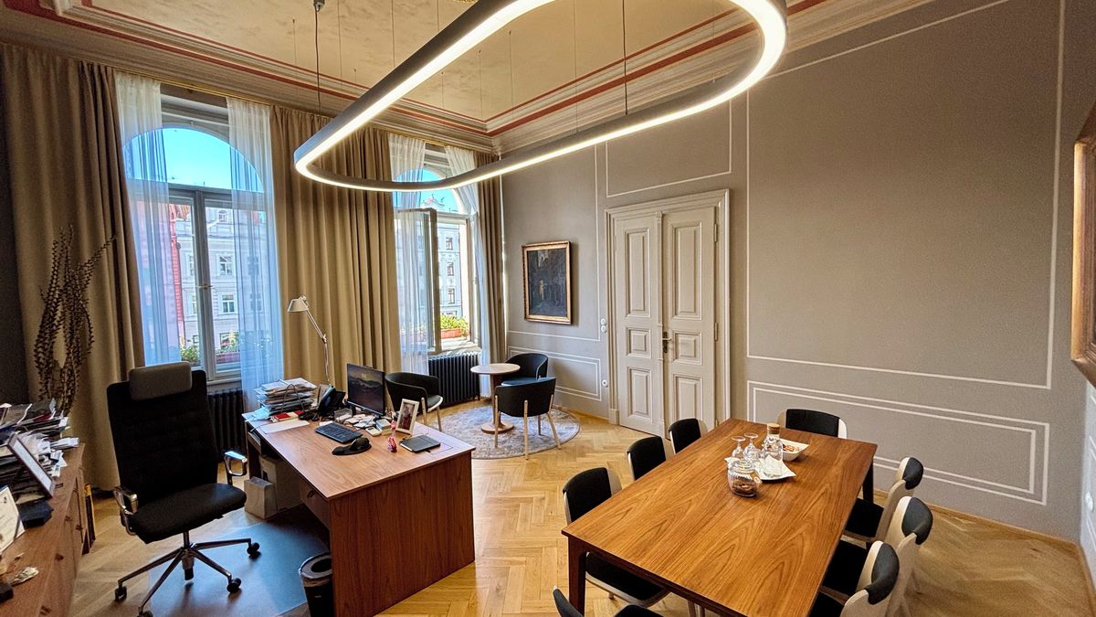 Kancelář primátora Pardubic. Vyvolává pozitivní emoce, hodnotí architekt