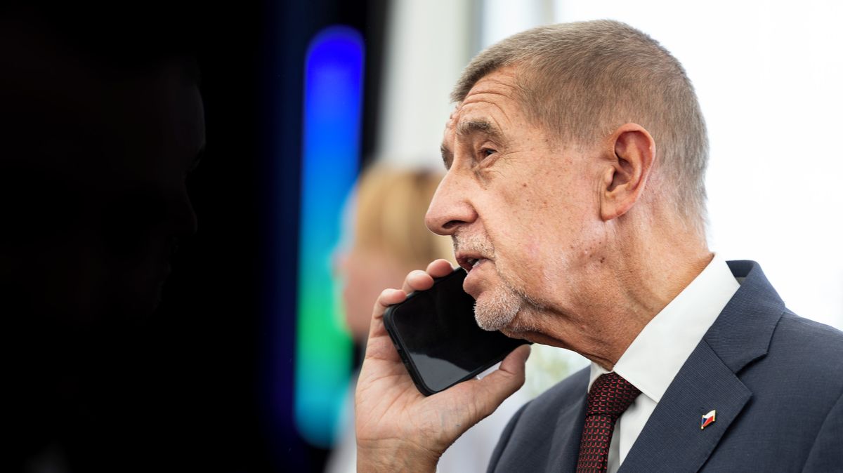 Babiš vyluxoval levici a teď má příležitost se ukázat. Využije ji