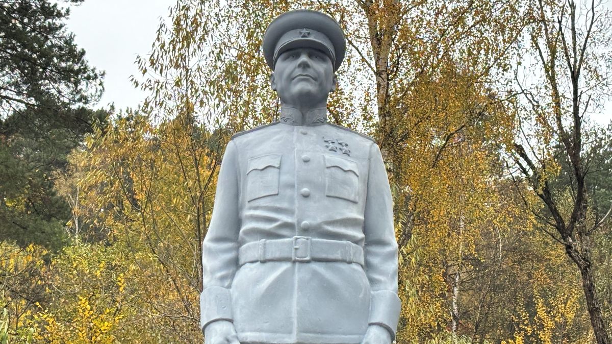Betonová vděčnost Moskvě. Komu slouží nový Koněv pod Duklou