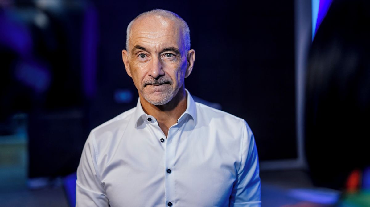 Klempíř nepodpoří „nejdůležitější událost našich moderních dějin“. Pošlu peníze místo něj, oznámil Kuba z Jihočeského kraje