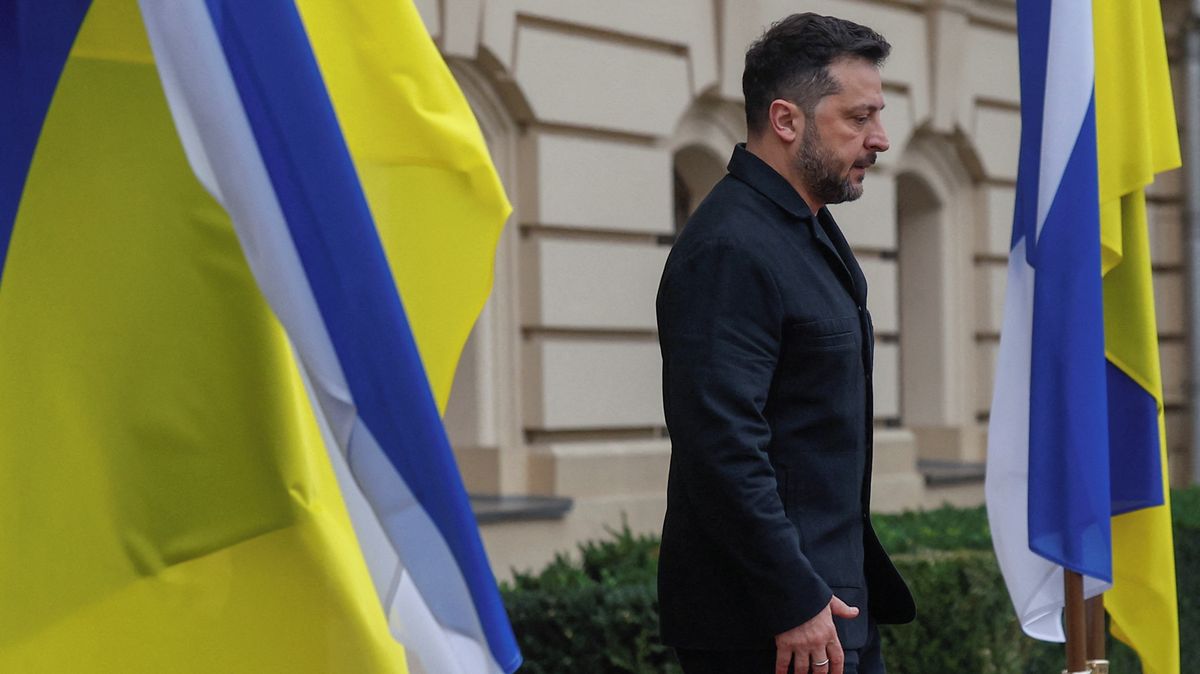 Ukrajina je připravena na mírová jednání na summitu G20, řekl Zelenskyj