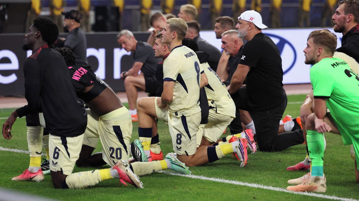 Trapas v Lize mistrů. Patří vůbec Slavia mezi evropskou šlechtu?