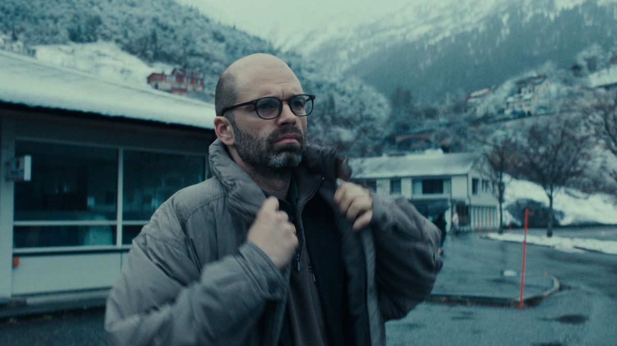 Týrá děti Barnevernet, nebo rodiče? Vítězný film z Cannes to nechá na divácích