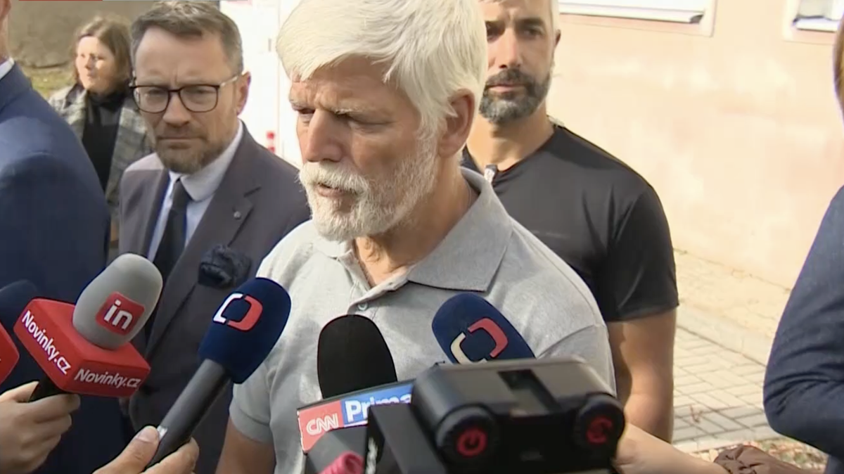 Pavel překvapil Česko a odvolil. První dáma k volbám nedorazí