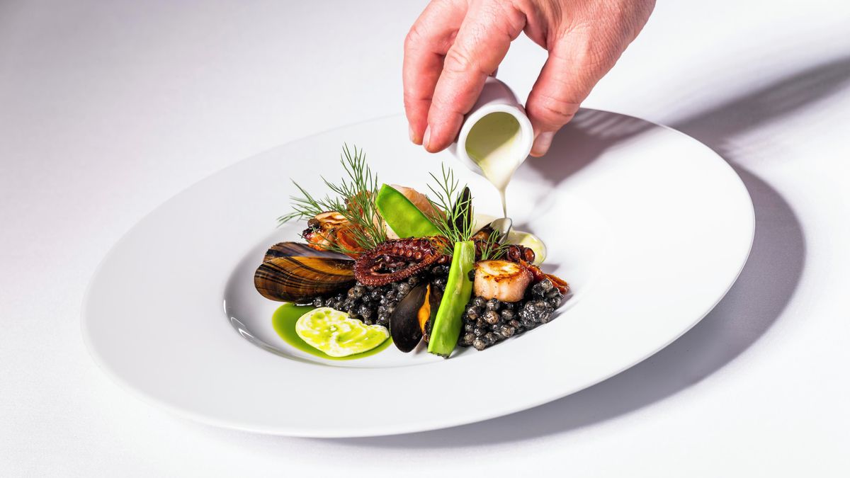 Méně swipování, více společných večeří. RestaurantWeek chce letos bojovat se samotou