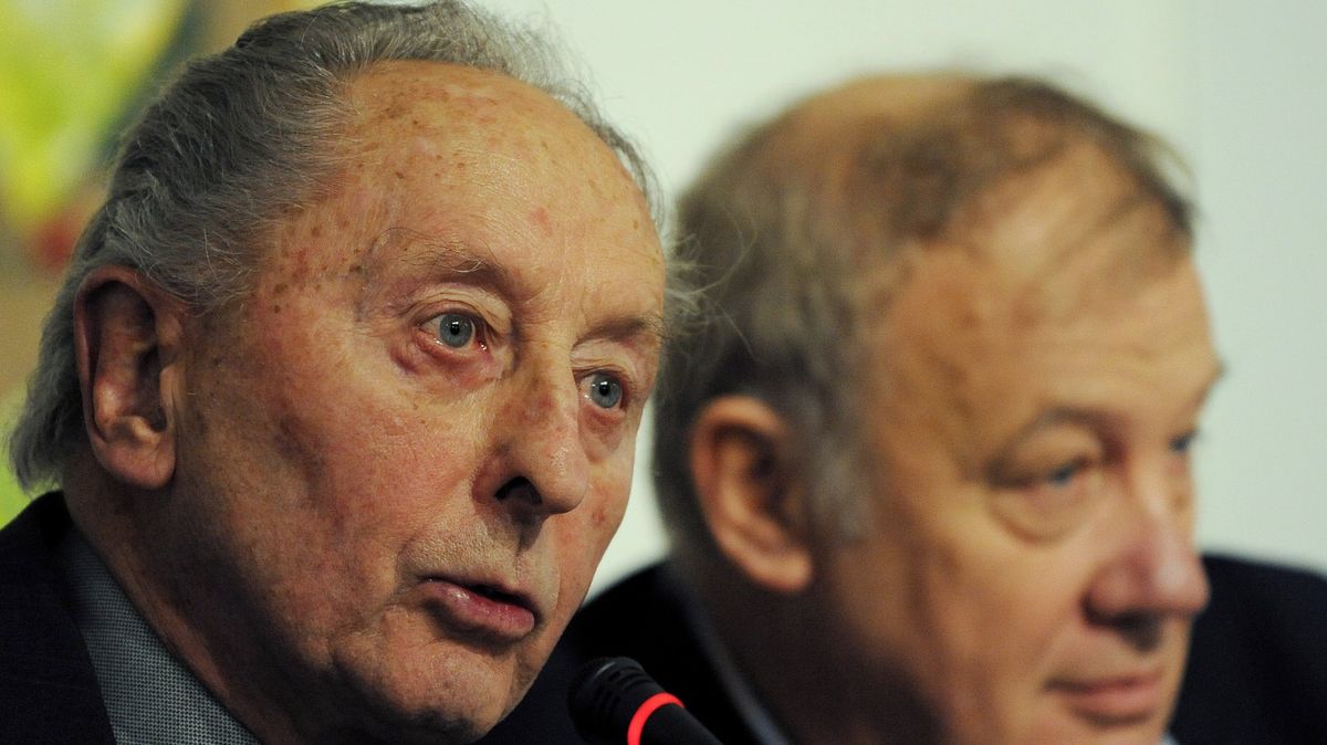 Zemřel teolog Jakub S. Trojan, který pohřbíval Jana Palacha