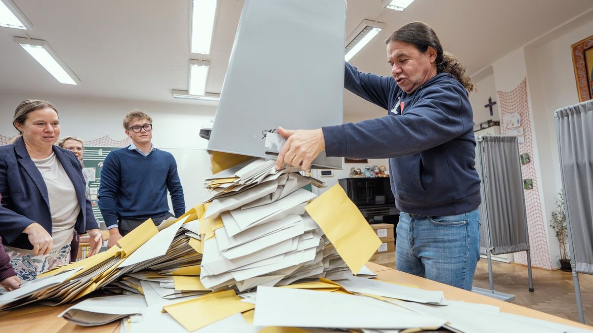 Tisíce neplatných hlasů. Volit v komunálu je zbytečně složité