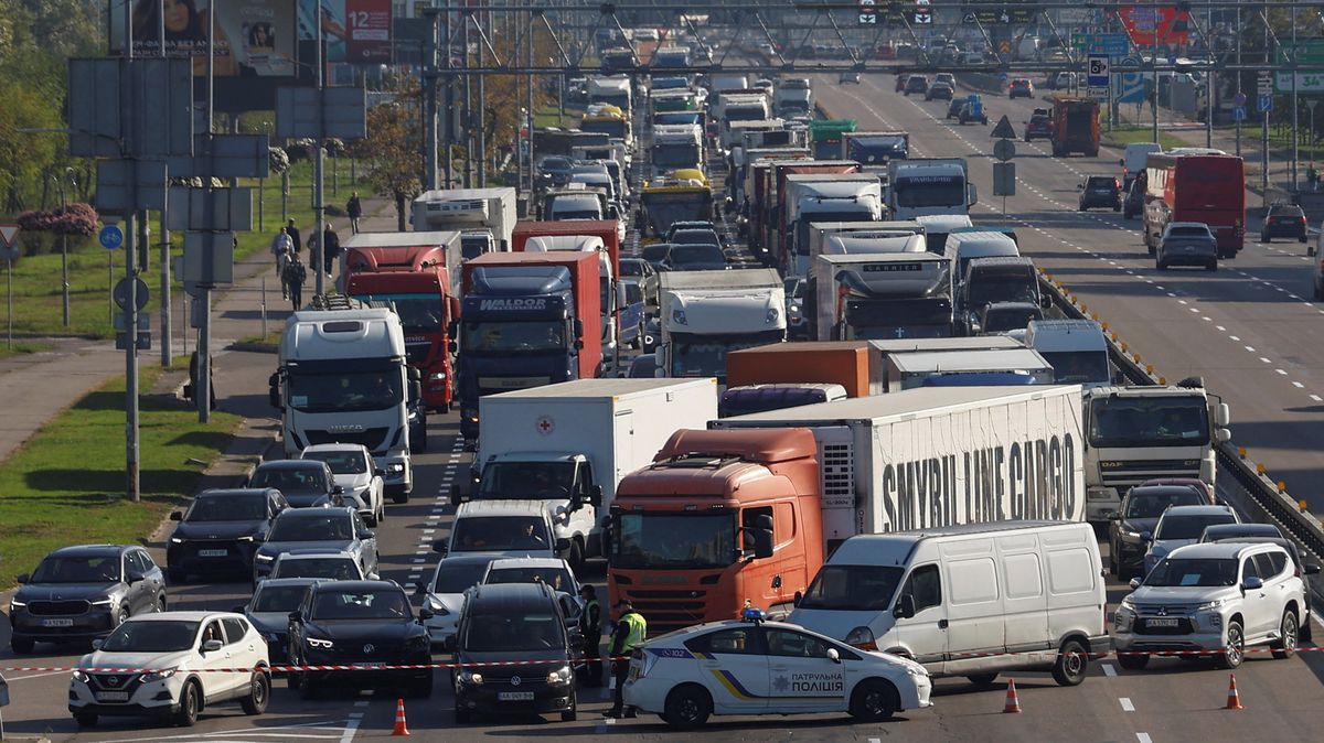 Kyjev je v dramatické situaci, varuje Kličko. Ruské údery zasáhly klíčový most