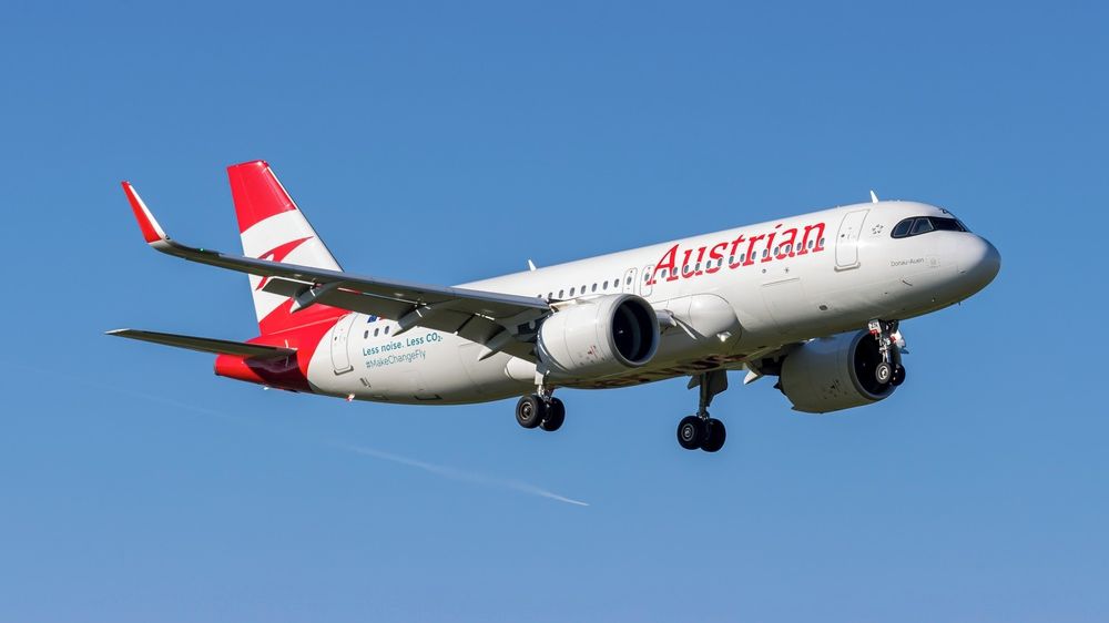 Letadlo rakouských aerolinek nouzově přistálo kvůli výhružce bombou