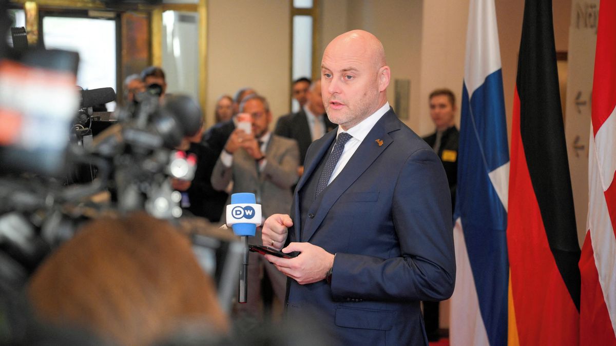 Volby v Lotyšsku podle odhadů vyhrála strana premiéra Kulbergse