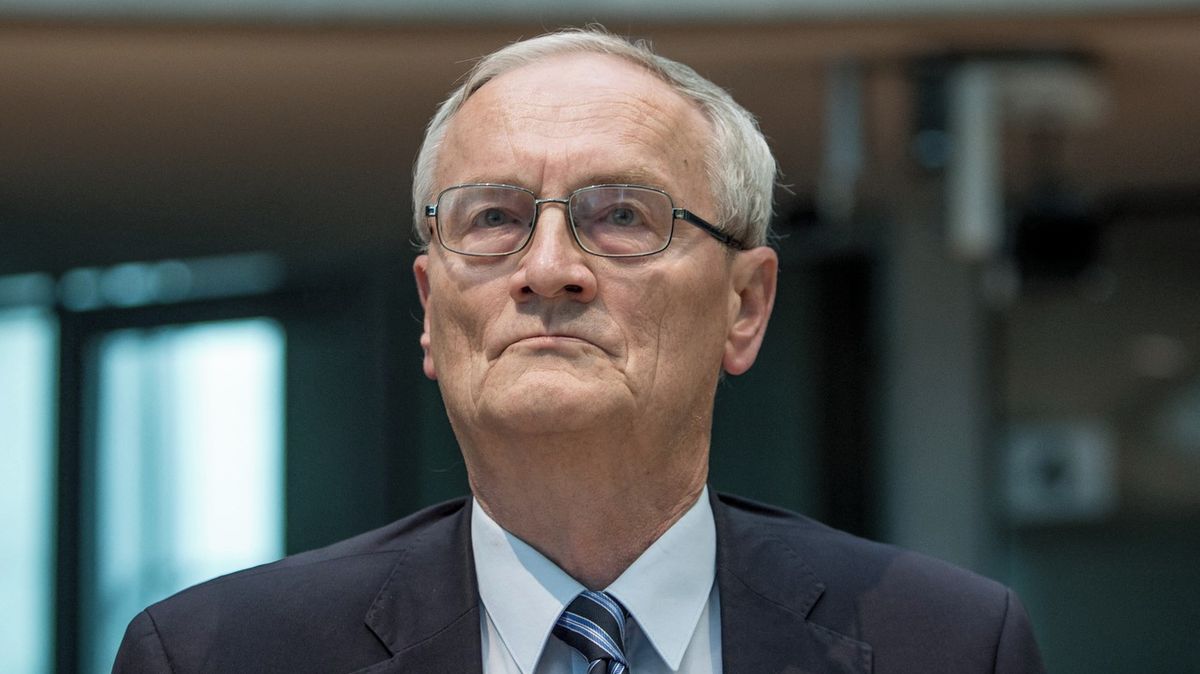 V Německu zadrželi bývalého šéfa rozvědky pro podezření ze špionáže